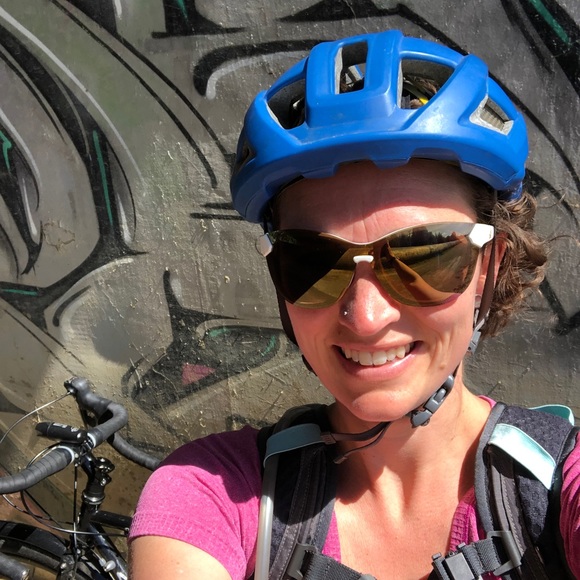 Meet your Posher, Sophie - Picture 1 of 1